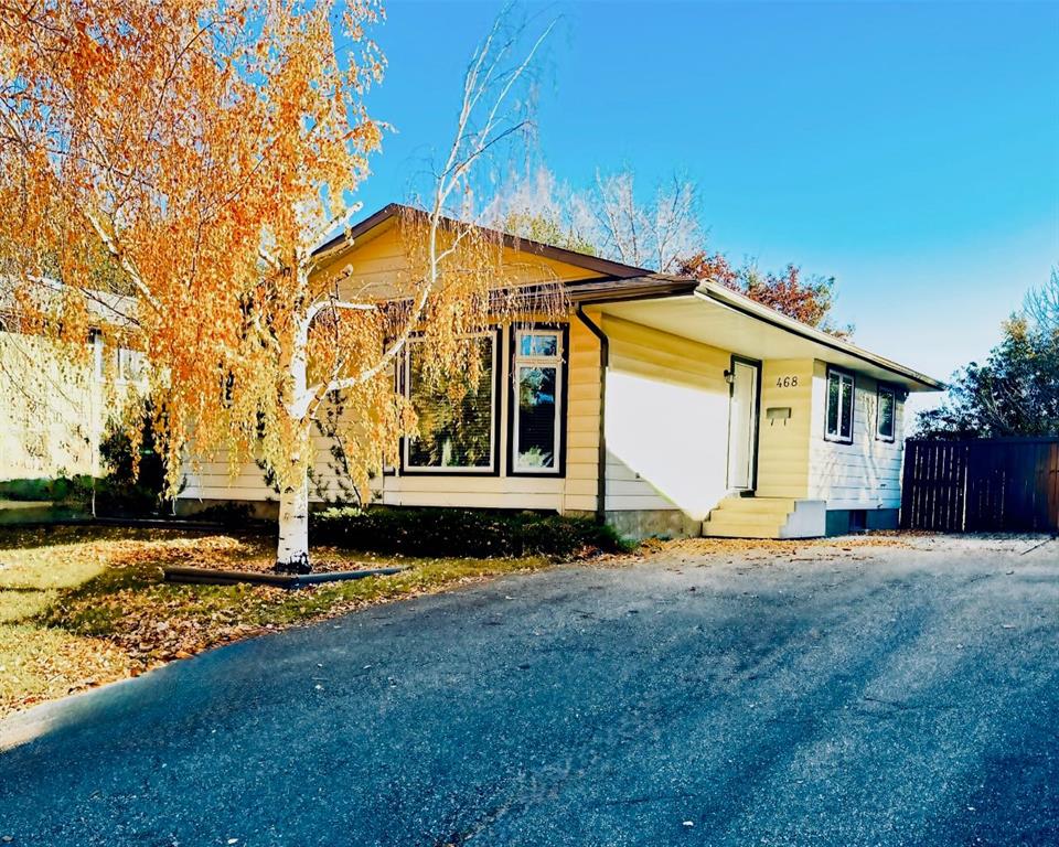 Picture of 468 Cantrell Drive SW, Calgary Real Estate Listing