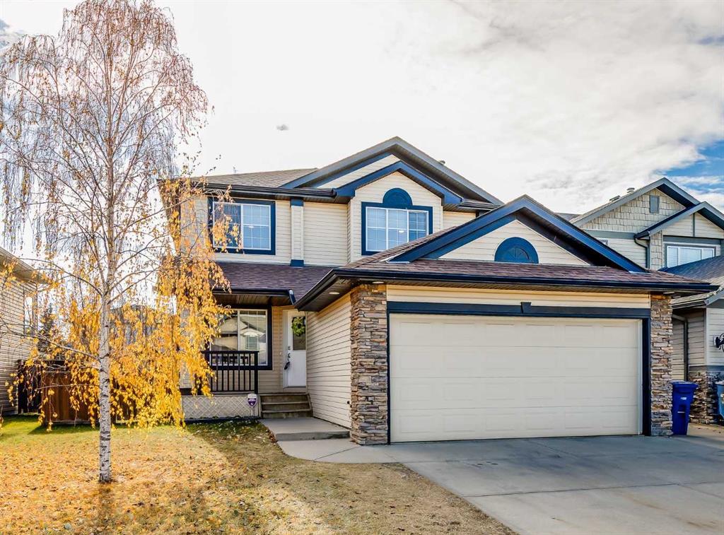 Picture of 208 Fairways Bay NW, Airdrie Real Estate Listing