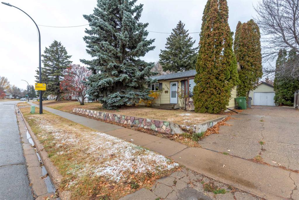 Picture of 5104 31 Street , Lloydminster Real Estate Listing