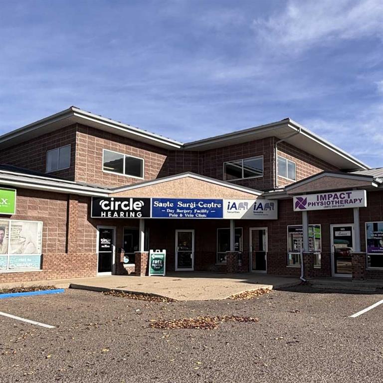 Picture of 107, 1424 Southview Drive SE, Medicine Hat Real Estate Listing