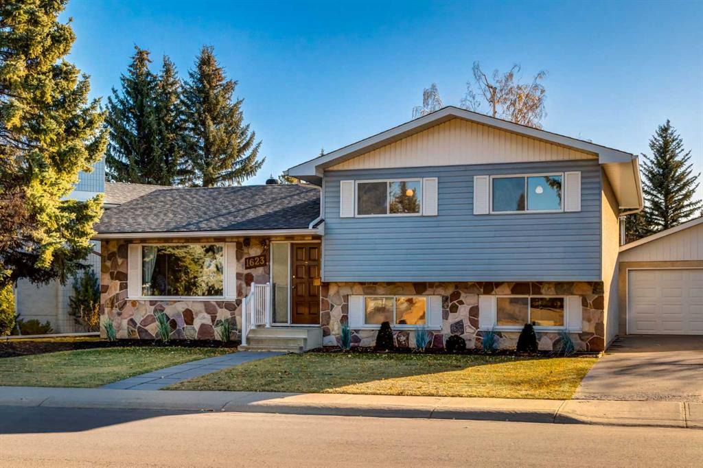 Picture of 1623 111 Avenue SW, Calgary Real Estate Listing