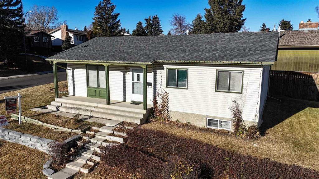 Picture of 204 Norfolk Road NW, Calgary Real Estate Listing