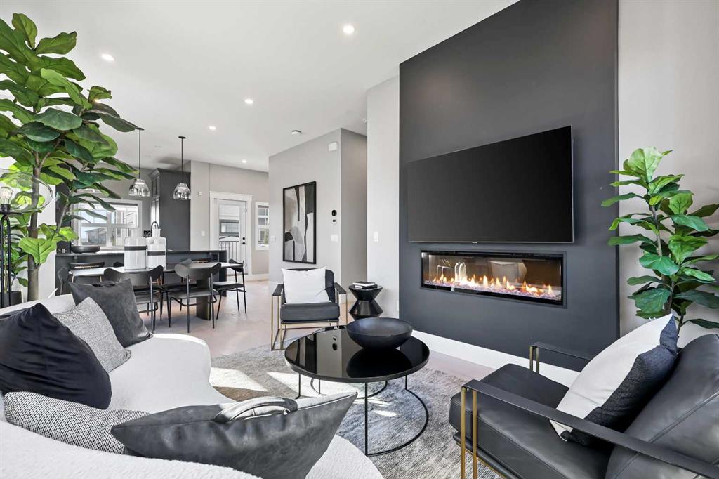 Picture of 113, 595 Mahogany Road SE, Calgary Real Estate Listing