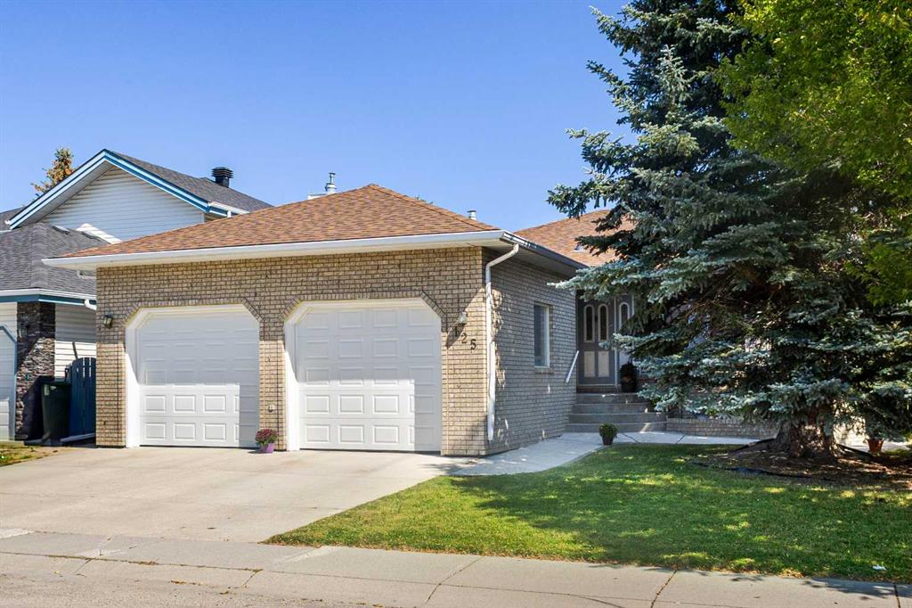 Picture of 125 Edgebrook Road NW, Calgary Real Estate Listing