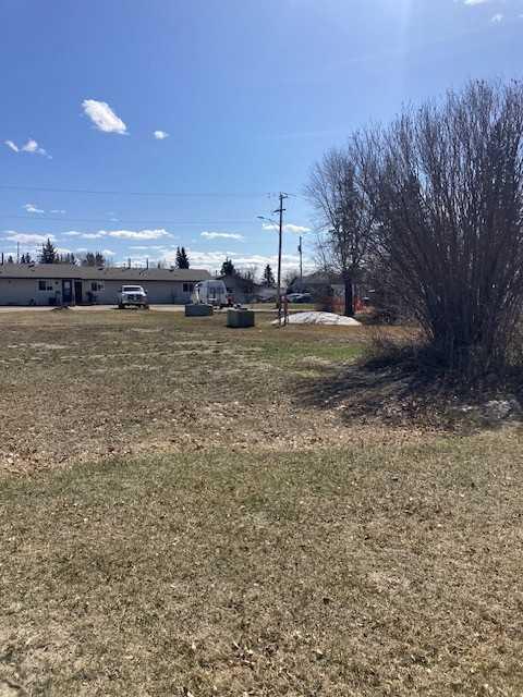 Picture of 10213 100 Street , Hythe Real Estate Listing