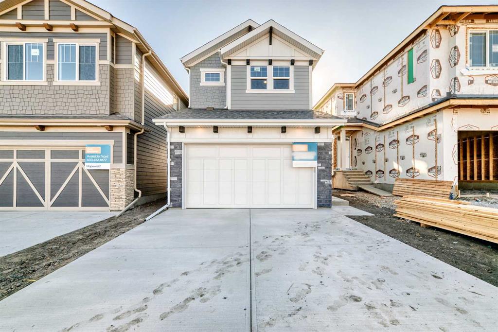 Picture of 111 Mercado Crescent SE, Calgary Real Estate Listing