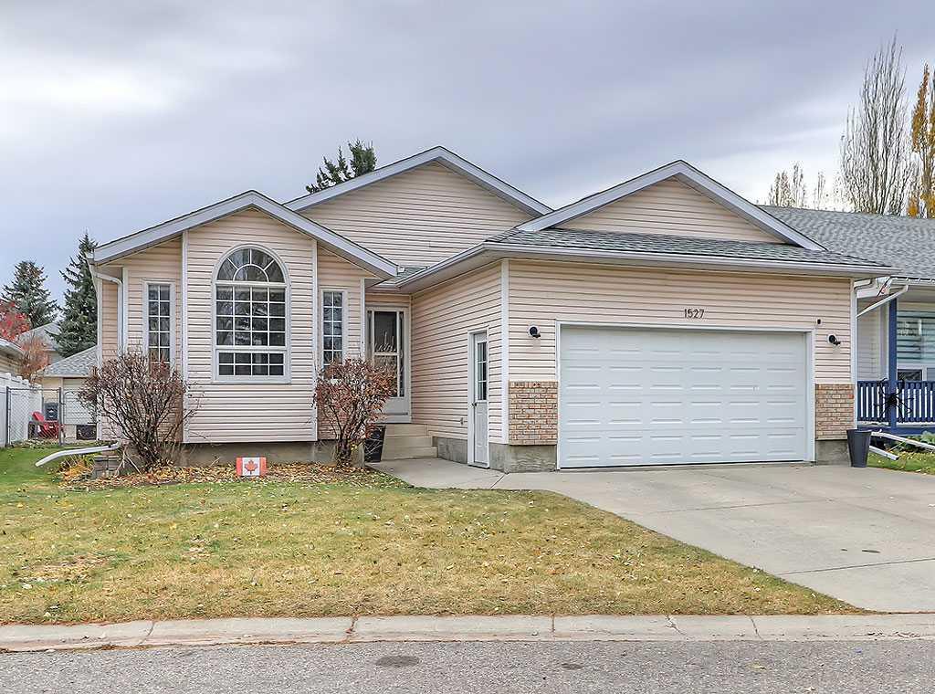 Picture of 1527 10 Avenue SE, High River Real Estate Listing