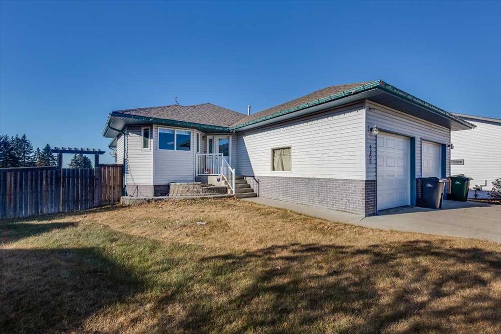 Picture of 4206 41 StreetClose , Ponoka Real Estate Listing