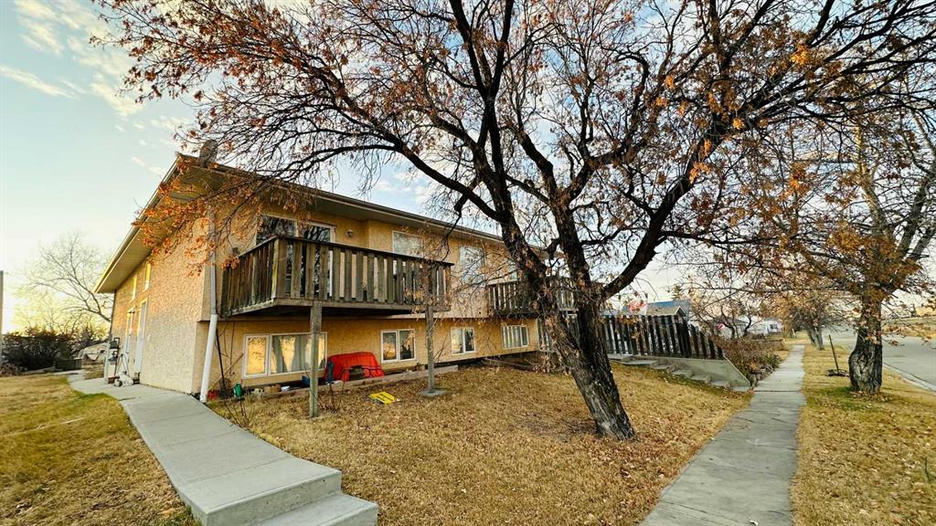 Picture of 108 Railway Avenue North  , Morrin Real Estate Listing