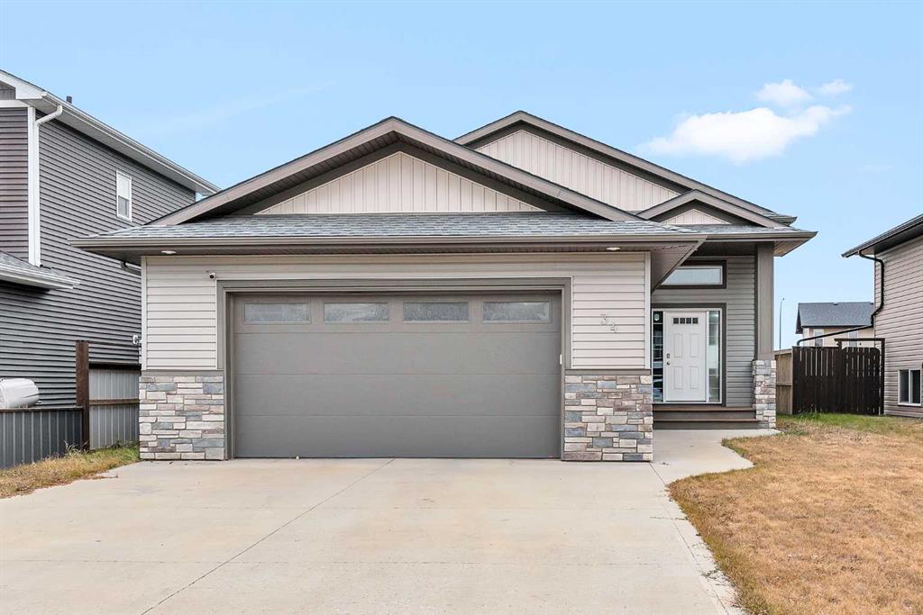 Picture of 34 Aztec Crescent , Blackfalds Real Estate Listing