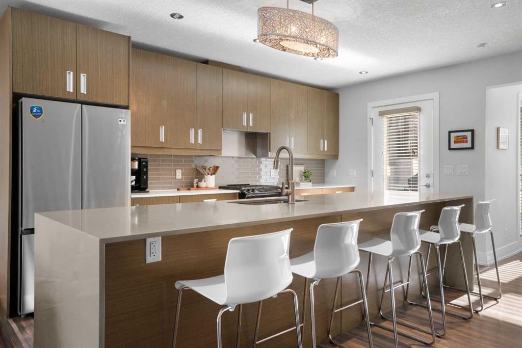 Picture of 1511 23 Avenue SW, Calgary Real Estate Listing