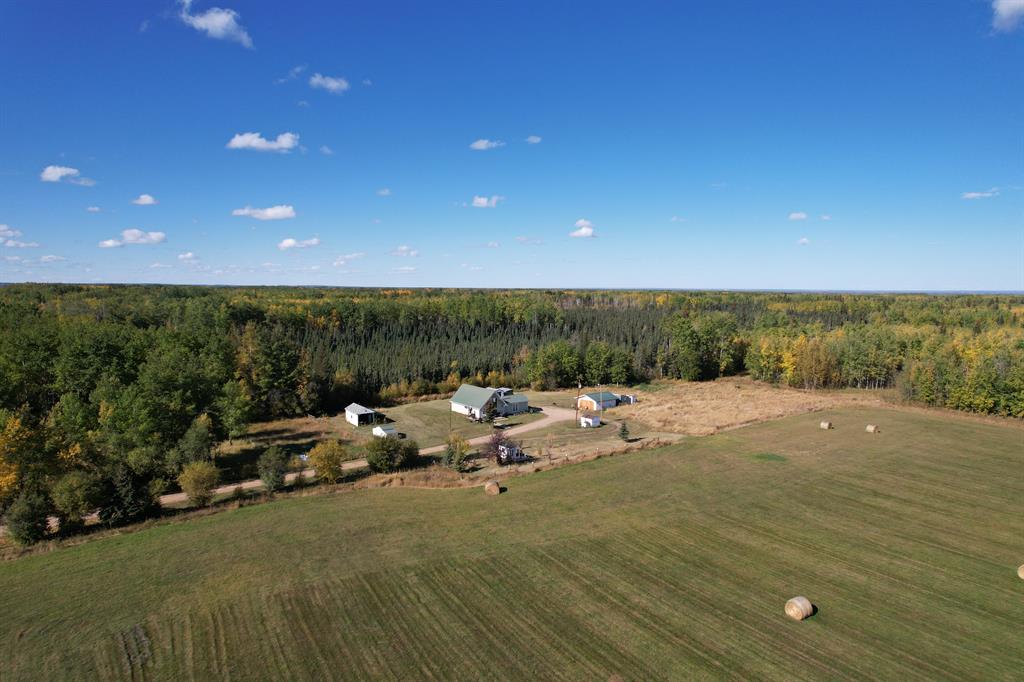 Picture of 16402 Township RD 724 Range E, Rural Big Lakes County Real Estate Listing