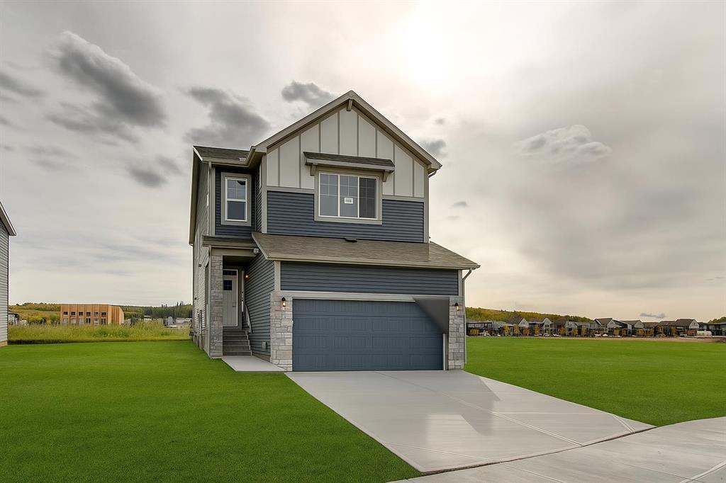 Picture of 31 Creekstone Green SW, Calgary Real Estate Listing