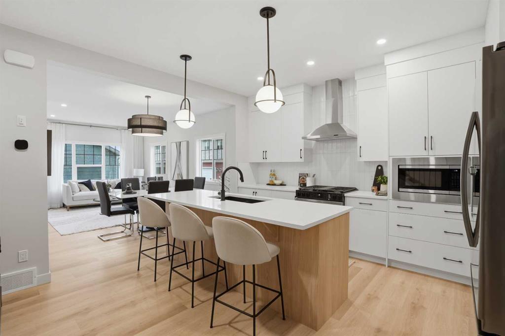 Picture of 64 Buffaloberry Manor SE, Calgary Real Estate Listing