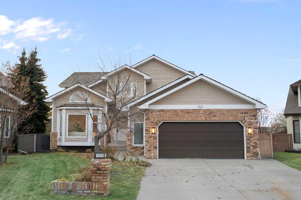 Picture of 523 Woodbriar Place SW, Calgary Real Estate Listing