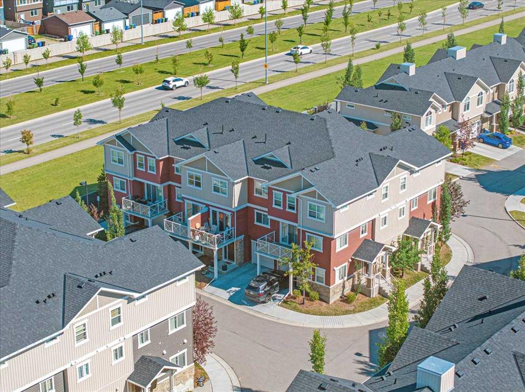 Picture of 307 Skyview Ranch Grove NE, Calgary Real Estate Listing