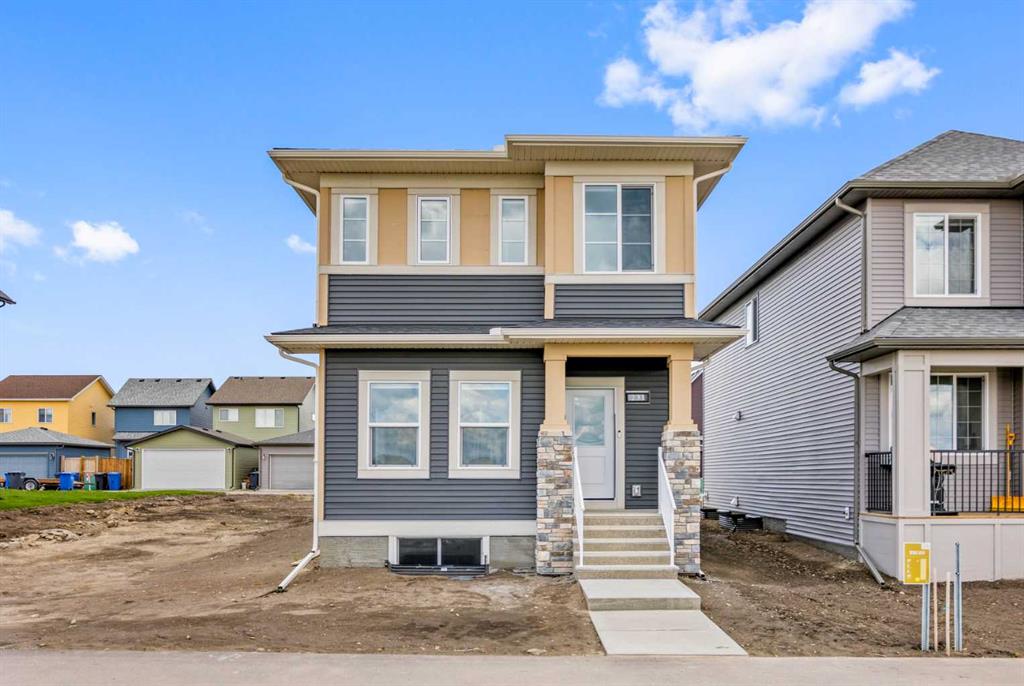 Picture of 231 Vista Road , Crossfield Real Estate Listing