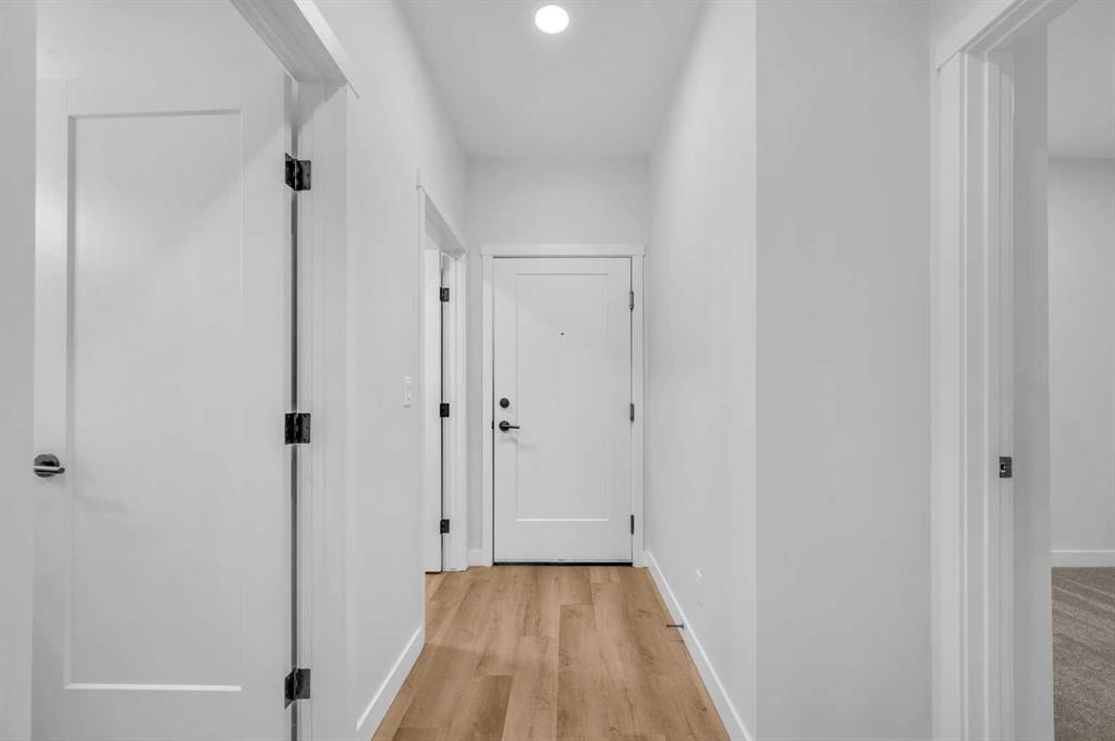 Picture of 212, 660 Shawnee Square SW, Calgary Real Estate Listing