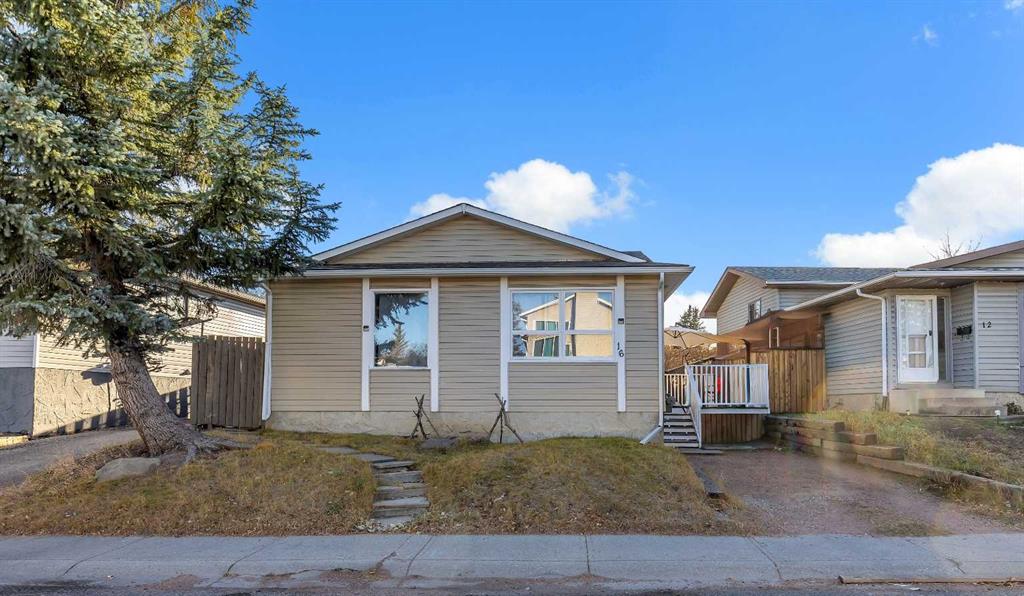 Picture of 16 Castleglen Crescent NE, Calgary Real Estate Listing