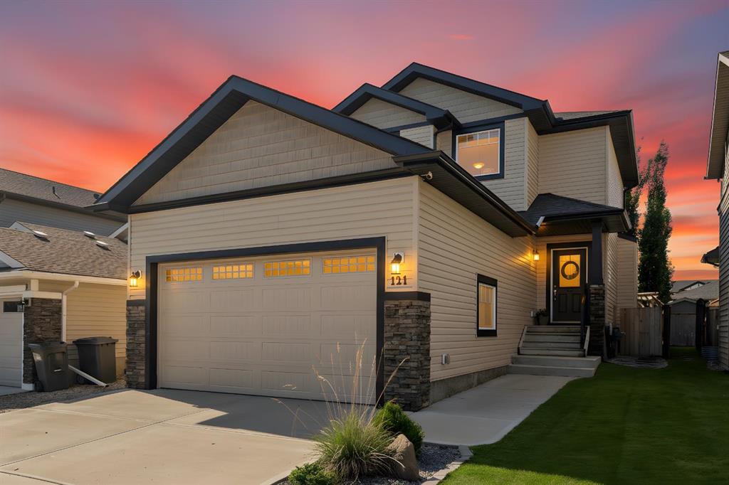 Picture of 121 Wildrose Green , Strathmore Real Estate Listing