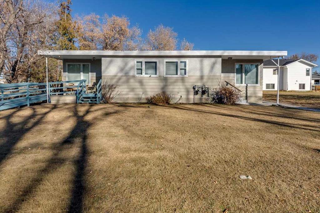 Picture of 5218 56 Avenue , Ponoka Real Estate Listing