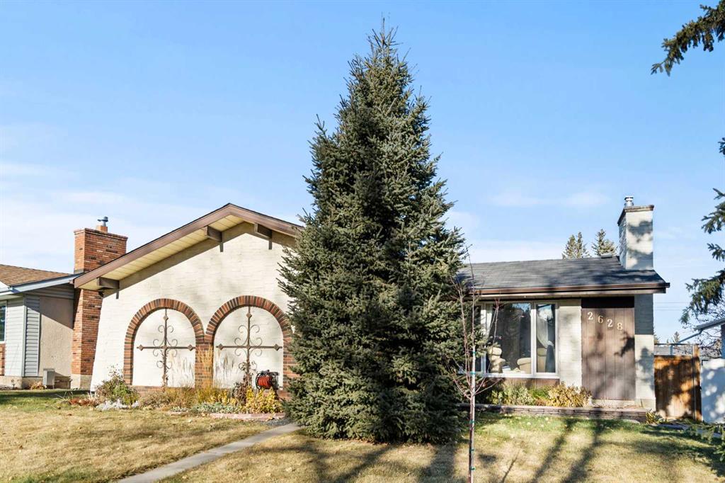 Picture of 2628 106 Avenue SW, Calgary Real Estate Listing