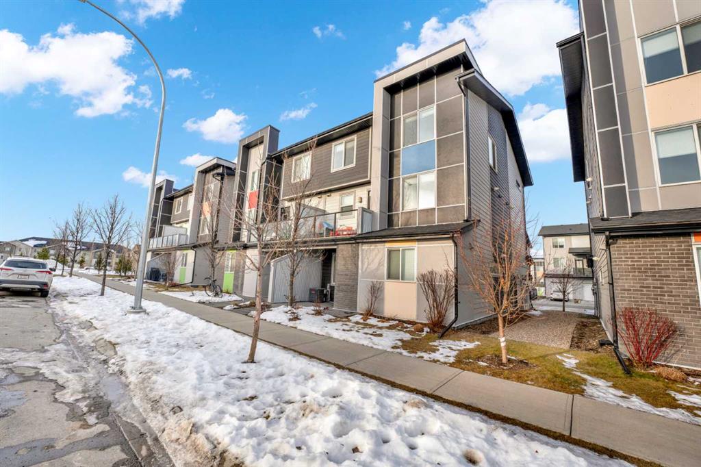 Picture of 202, 135 Redstone Walk NE, Calgary Real Estate Listing