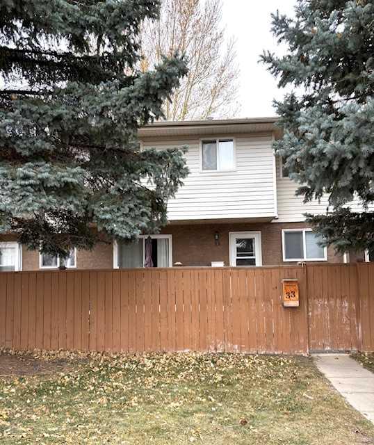 Picture of 33, 1915 18 Avenue N, Lethbridge Real Estate Listing