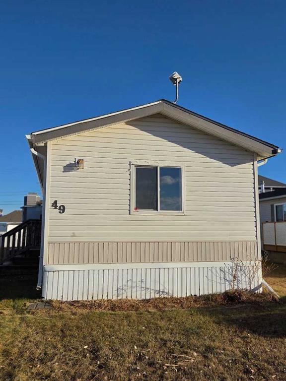 Picture of 49, 900 ROSS Street , Crossfield Real Estate Listing
