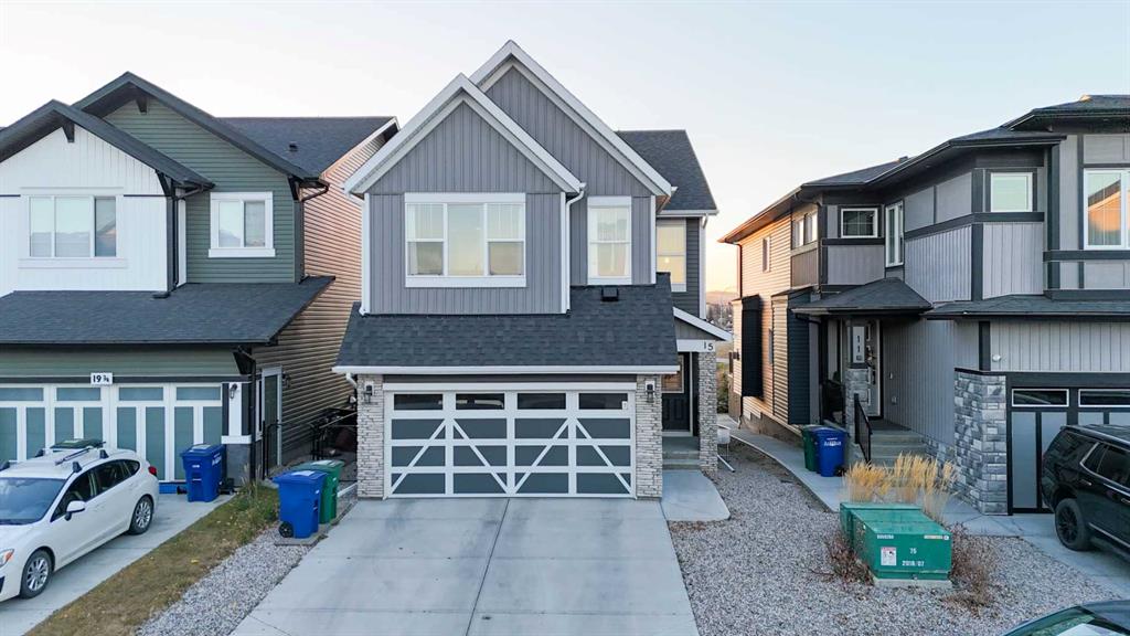 Picture of 15 Midgrove Drive SW, Airdrie Real Estate Listing
