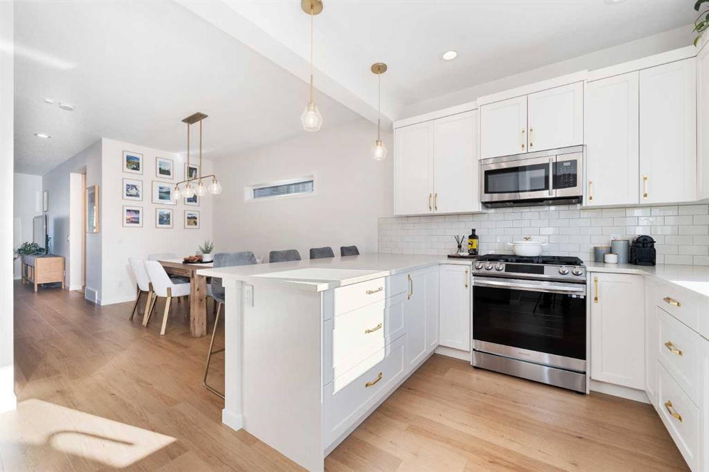 Picture of 108 Masters Heights SE, Calgary Real Estate Listing