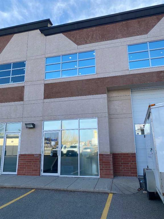 Picture of 206, 2914 Kingsview Boulevard SE, Airdrie Real Estate Listing