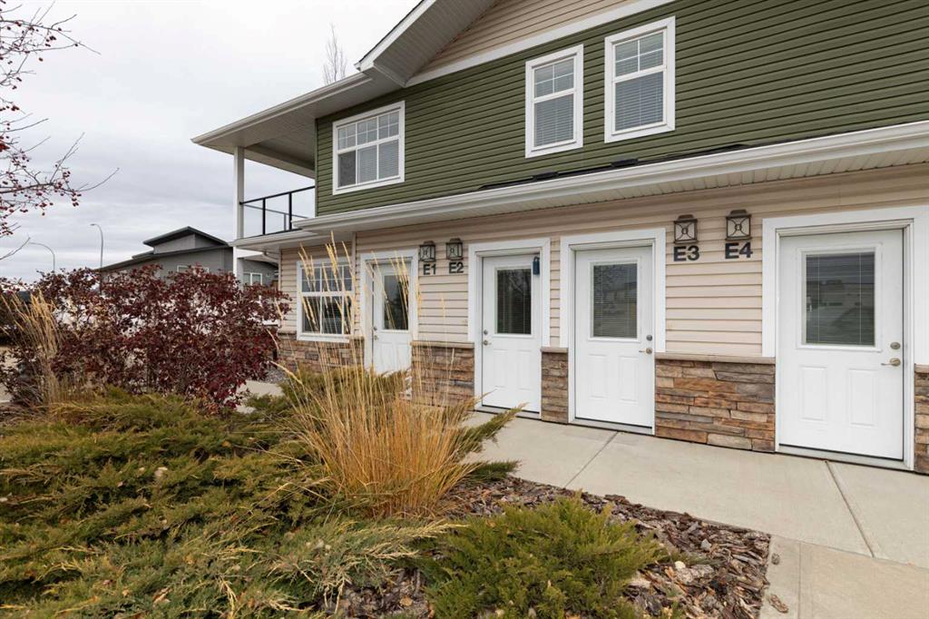 Picture of E2, 5300 Vista Trail , Blackfalds Real Estate Listing