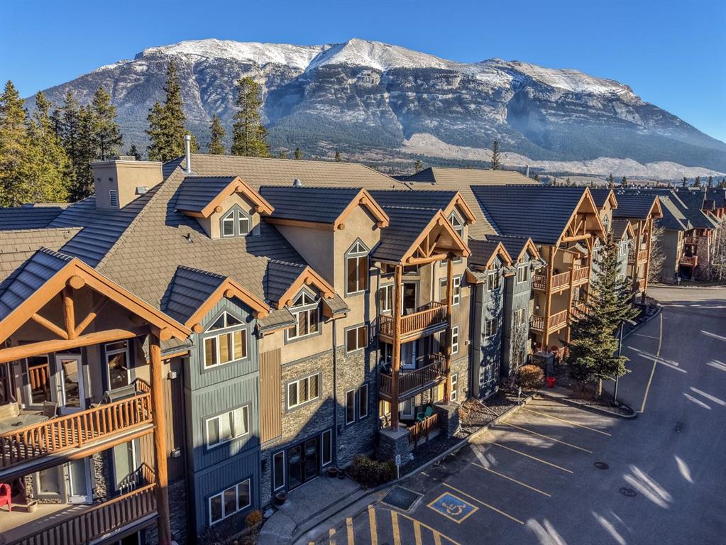 Picture of 204, 175 Crossbow Place , Canmore Real Estate Listing