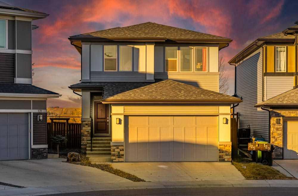 Picture of 125 Sage Bluff Close NW, Calgary Real Estate Listing