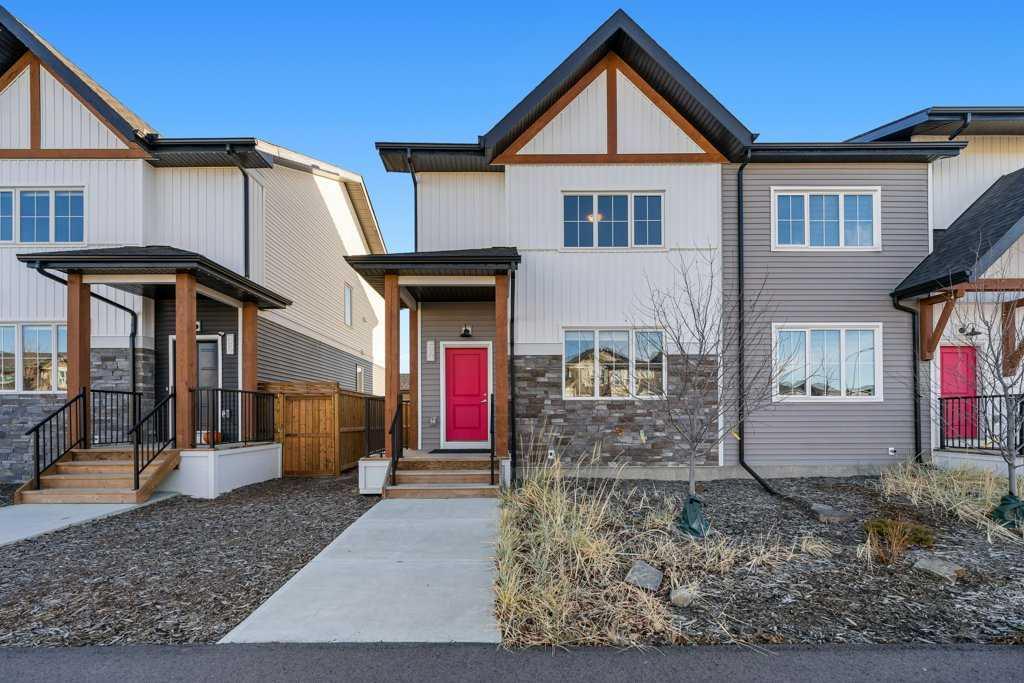 Picture of 64 Creekside Boulevard SW, Calgary Real Estate Listing
