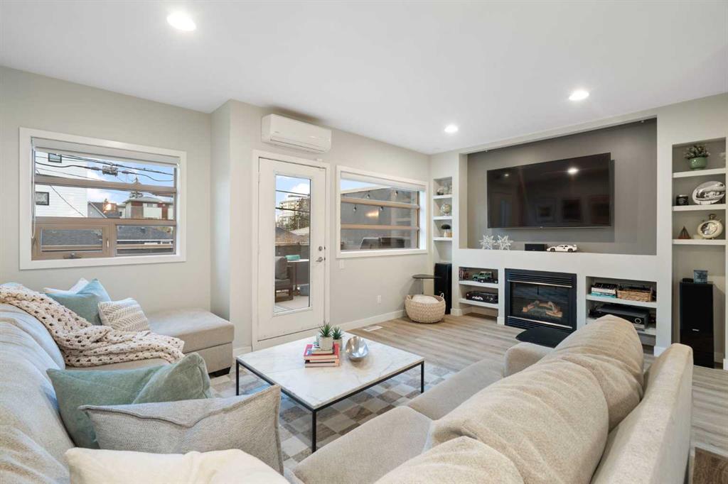 Picture of 2, 1929 26A Street SW, Calgary Real Estate Listing