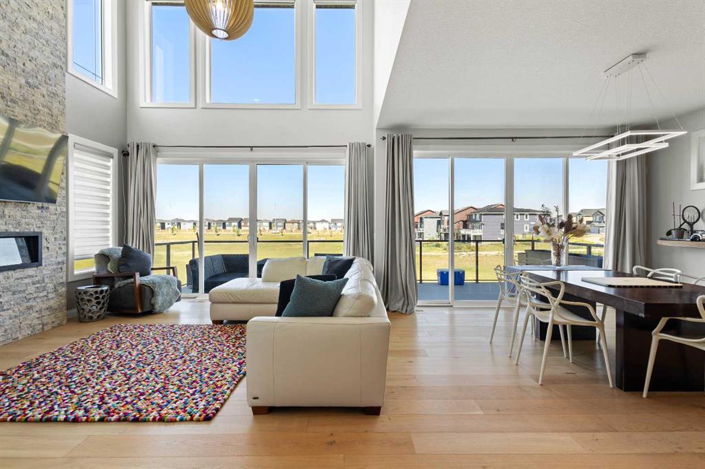 Picture of 52 Evansfield Manor NW, Calgary Real Estate Listing