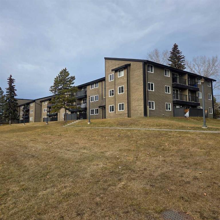 Picture of 316B, 5611 9 Avenue  , Edson Real Estate Listing