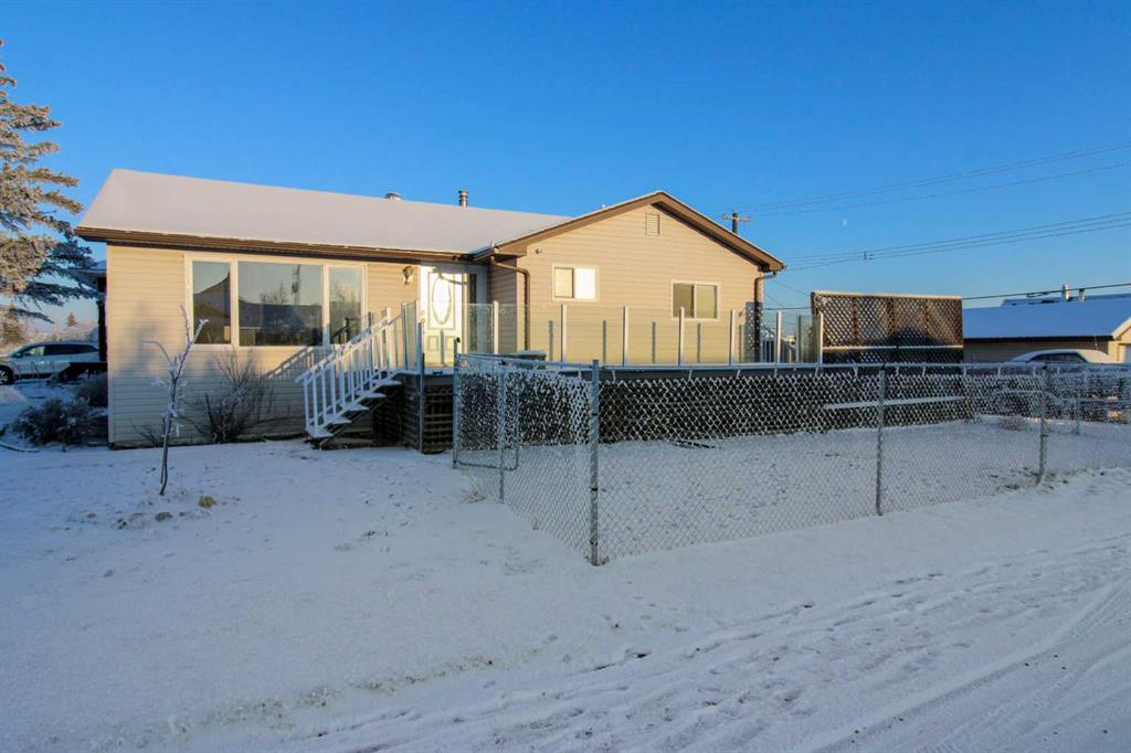 Picture of 9813 99 Avenue , Sexsmith Real Estate Listing