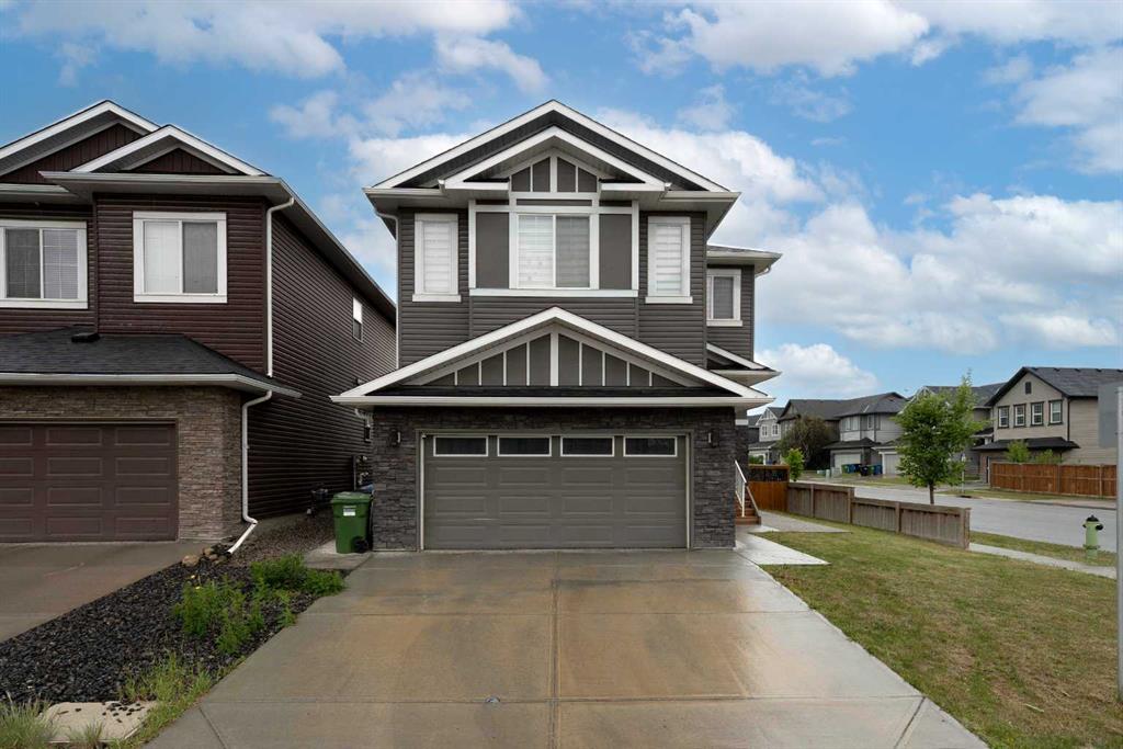 Picture of 7 Sherview Grove NW, Calgary Real Estate Listing