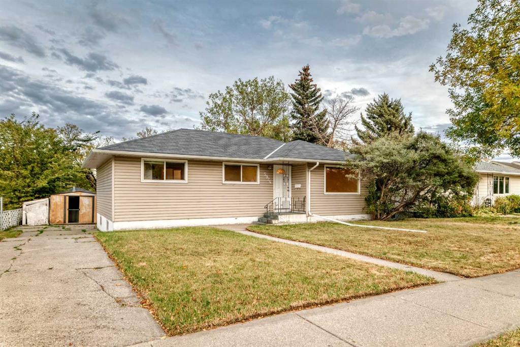 Picture of 5924 Centre Street NE, Calgary Real Estate Listing