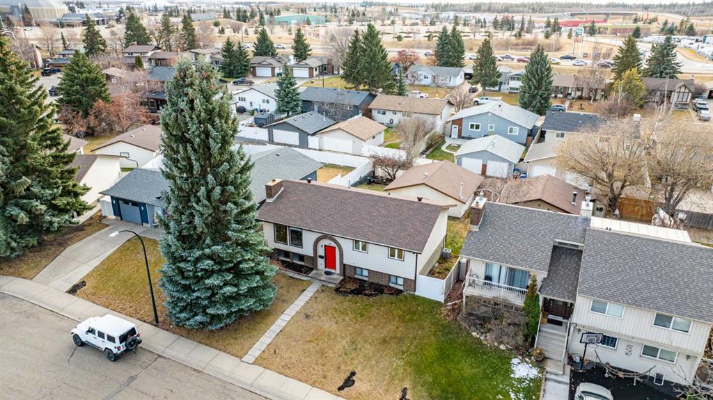 Picture of 16 Best Crescent , Red Deer Real Estate Listing