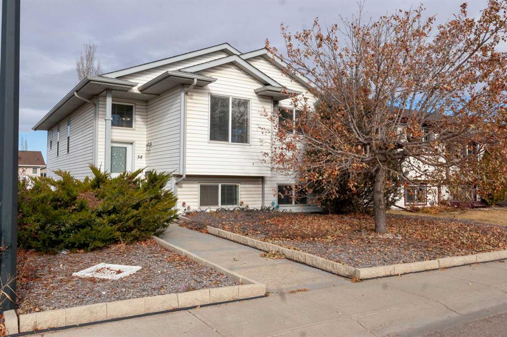 Picture of 34 Kirkland Close , Red Deer Real Estate Listing
