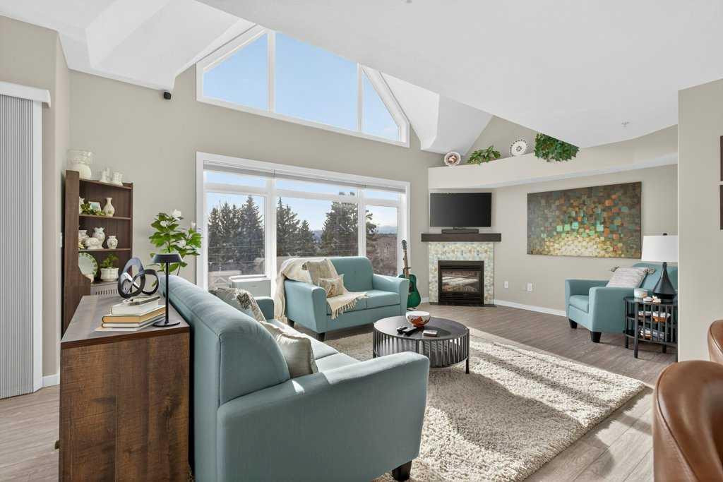 Picture of 305, 141 Mountain Street , Cochrane Real Estate Listing