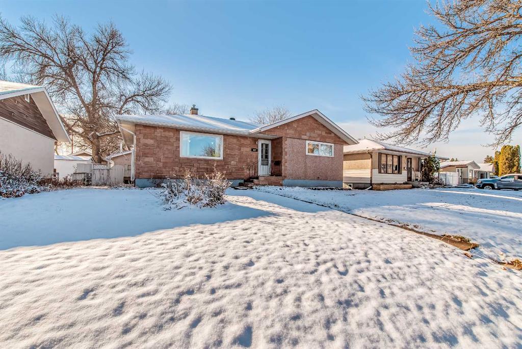 Picture of 627 12 Street NE, Medicine Hat Real Estate Listing