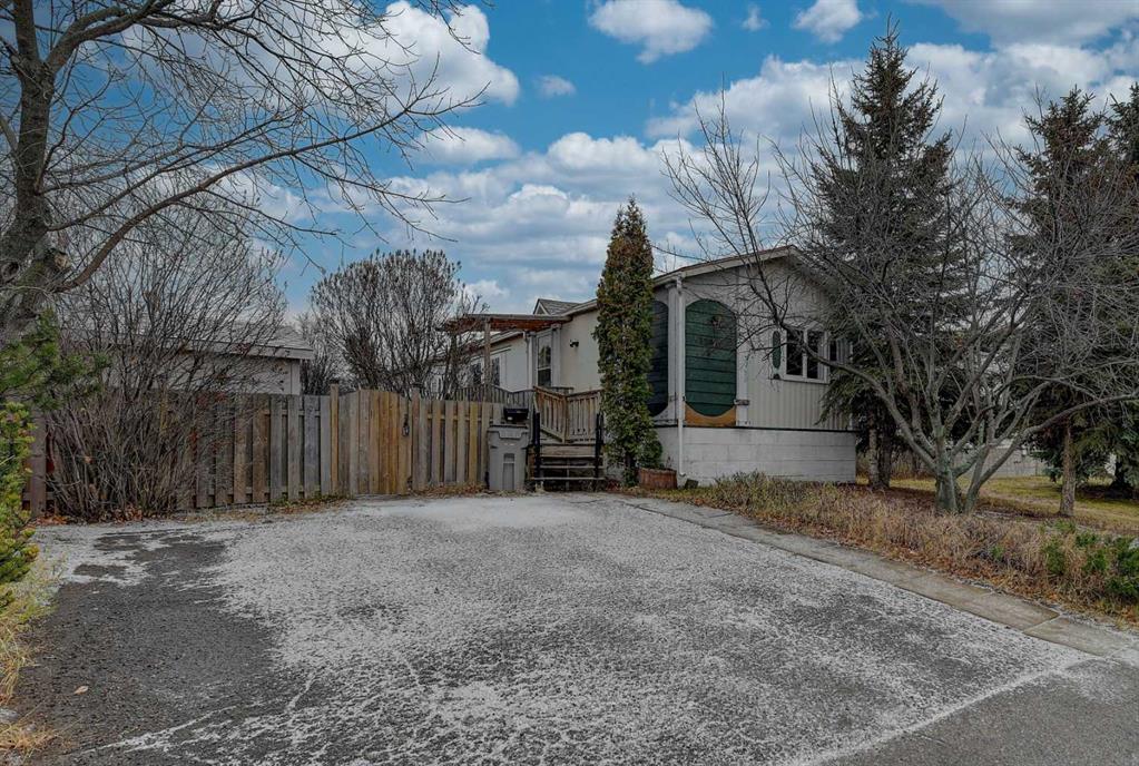 Picture of 12041 97 Street , Grande Prairie Real Estate Listing