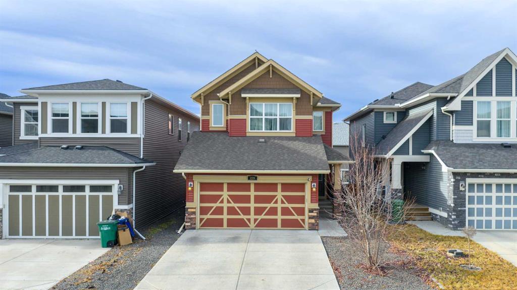 Picture of 229 Kingsbury Close SE, Airdrie Real Estate Listing