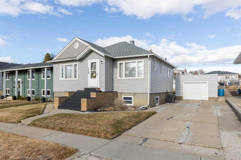 Picture of 350 4 Street SW, Medicine Hat Real Estate Listing