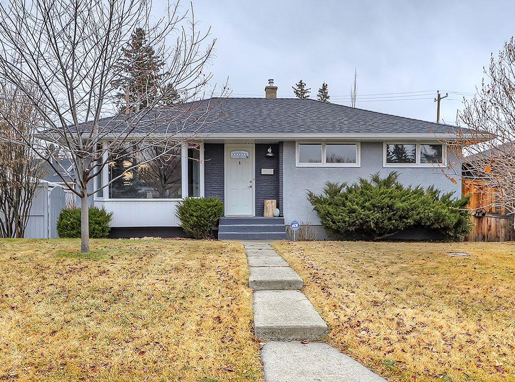 Picture of 56 Glenpatrick Drive SW, Calgary Real Estate Listing